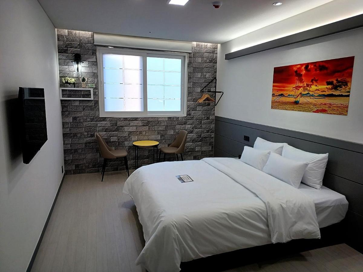 Hi& Hotel Pyeongtaek Bagian luar foto